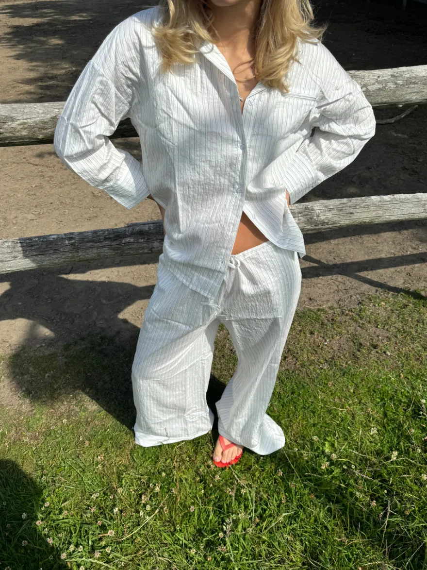 Design By Si Alina skjorte med striber - Hvid/sort Hot