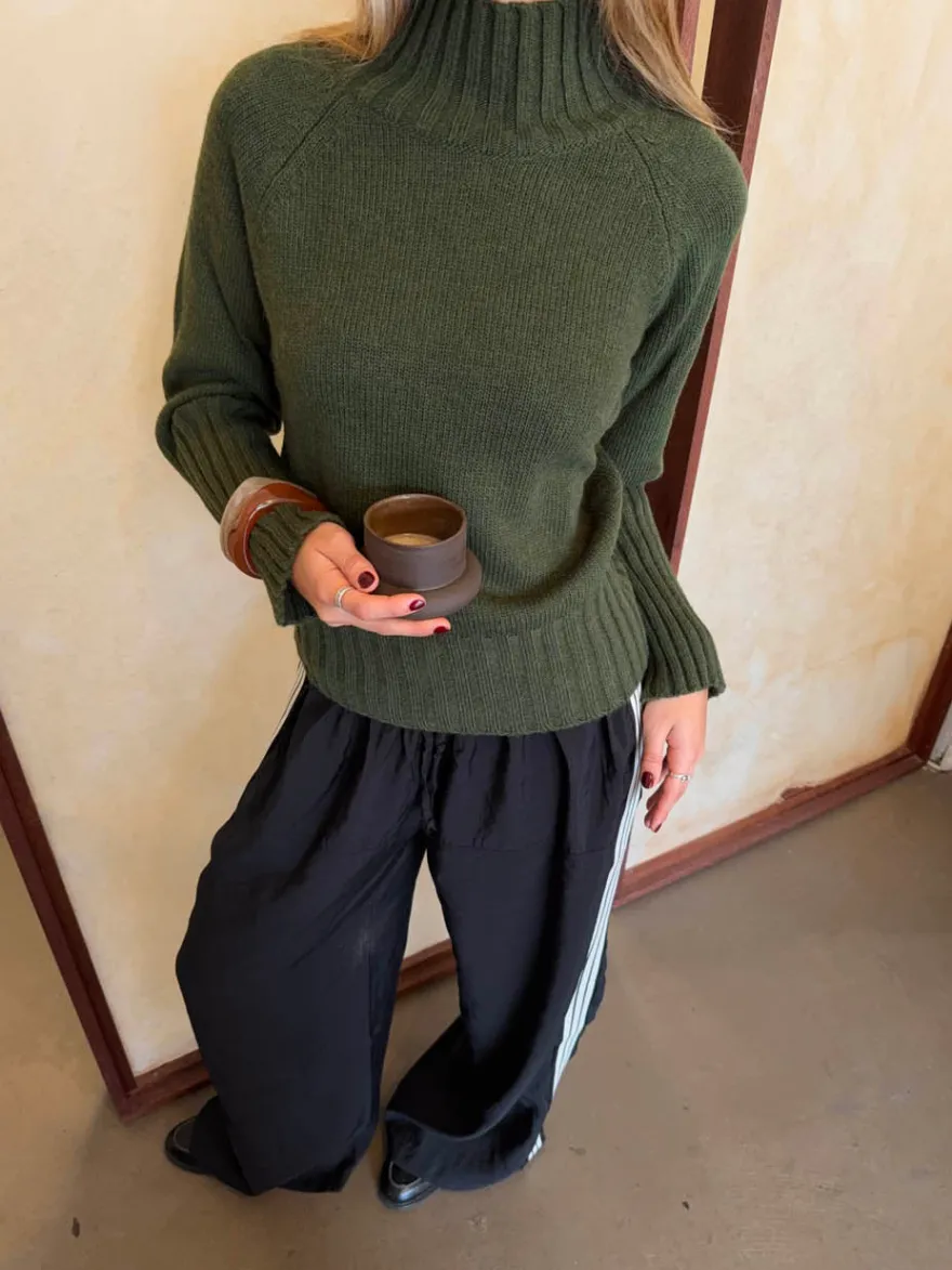 Design By Si Alyssa striktrøje med turtleneck - Grøn