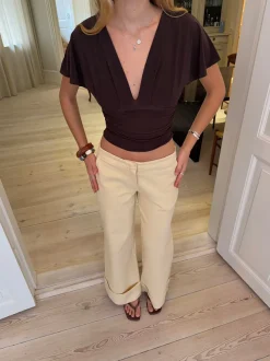 Design By Si Amelia v-neck top - Brun Outlet