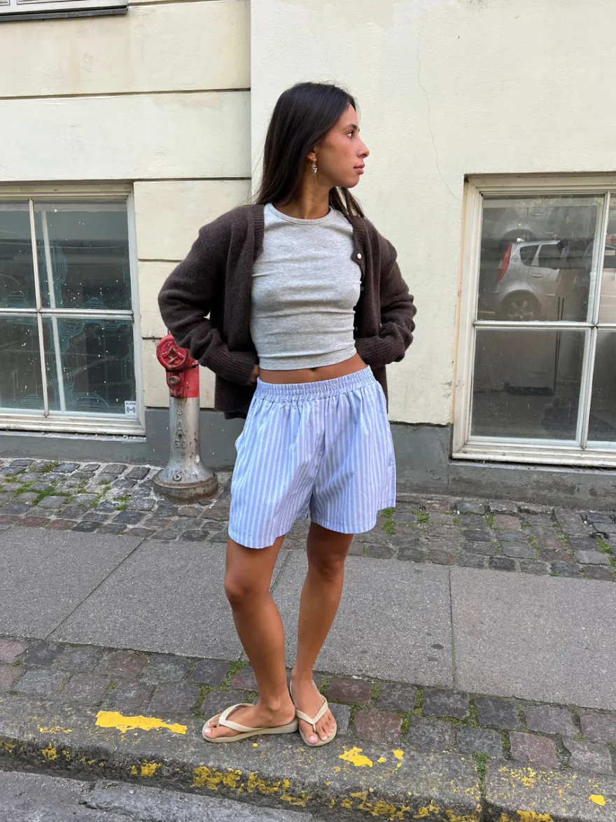 Design By Si Andrea shorts med striber - Blå/hvid Clearance