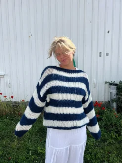 Design By Si Anna Olympia striktrøje - Navy Clearance