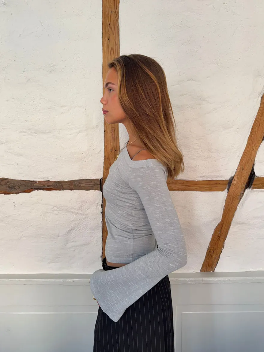 Design By Si Aven one shoulder bluse - Lysegrå Hot