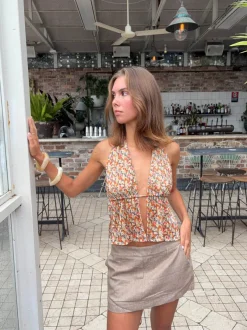 Design By Si Axelle top med blomster - Orange/multifarvet Online