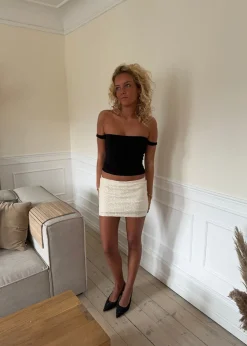 Design By Si Bella mininederdel med pallietter - Off white