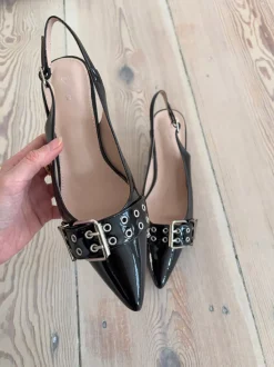 Design By Si Bobla mules med spænde - Sort