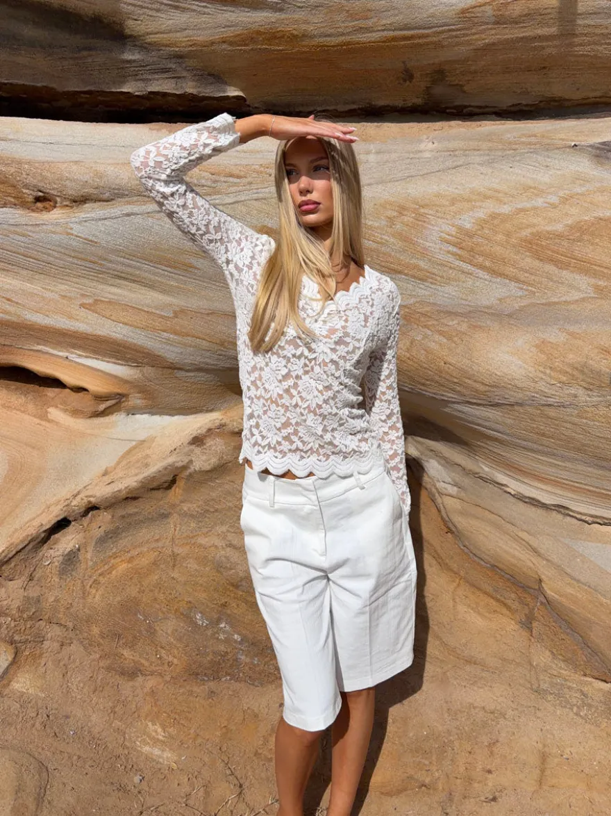 Design By Si Bodil langærmet bluse med blonder - Hvid Sale