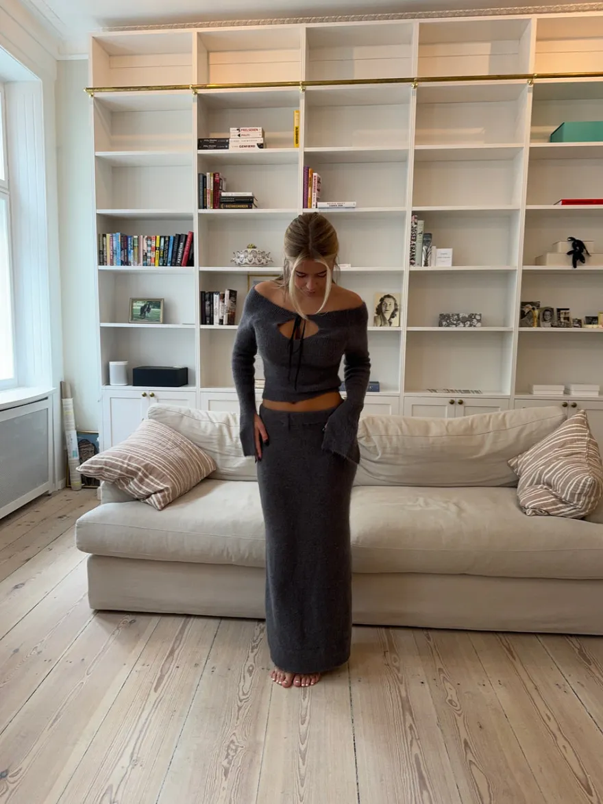 Design By Si Brooke strikket bluse med bindebånd - Gråbrun Outlet