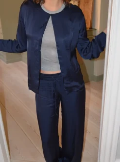 Design By Si Callie satin cardigan - Navy Online