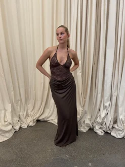 Design By Si Camillene kjole med blonder - Brun Discount