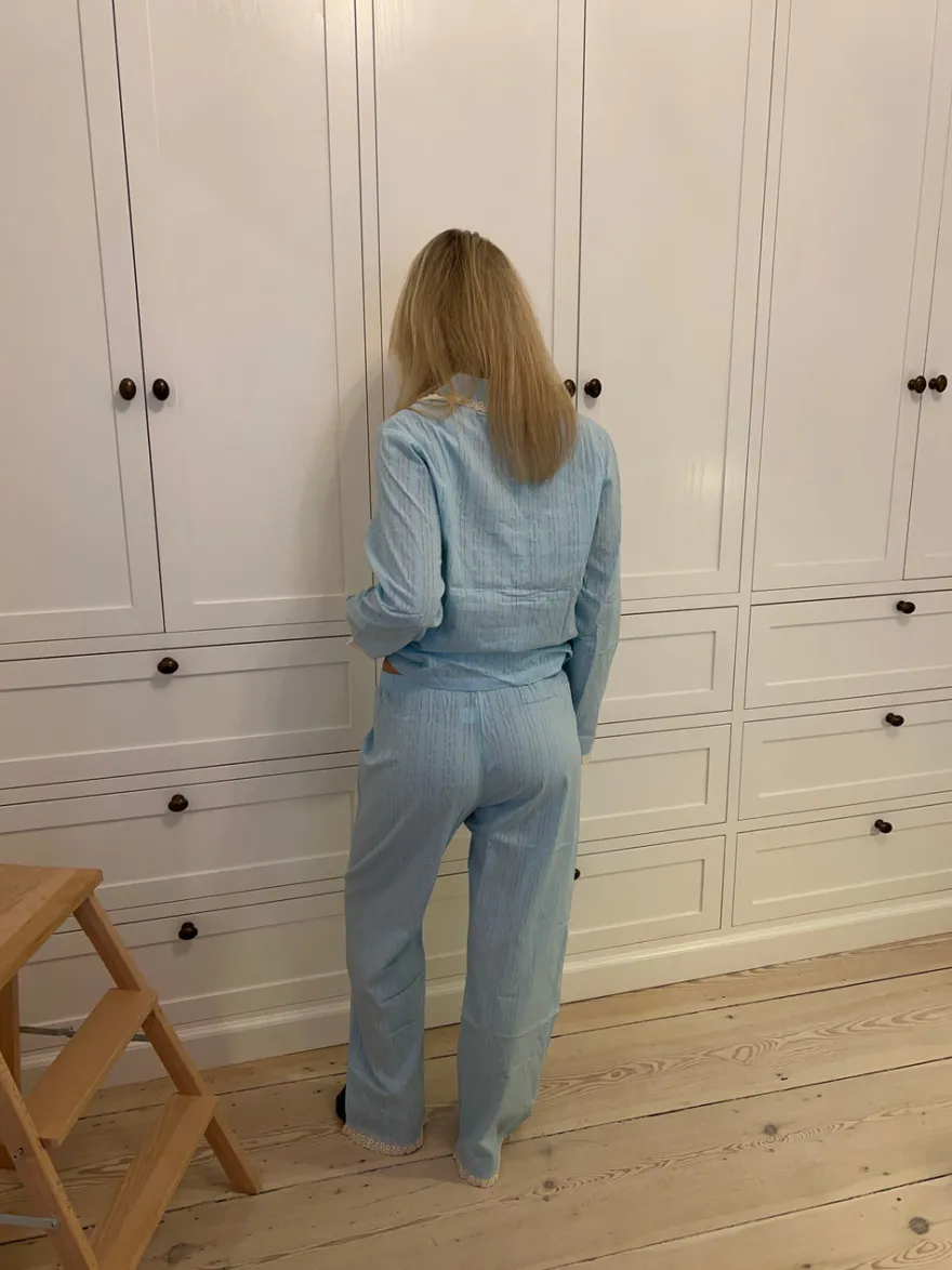 Design By Si Carol pyjamas sæt med blonder - Lyseblå Best