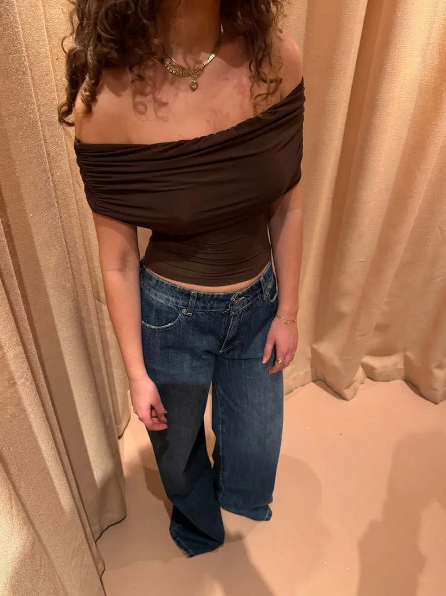 Design By Si Celora off shoulder top - Brun Clearance