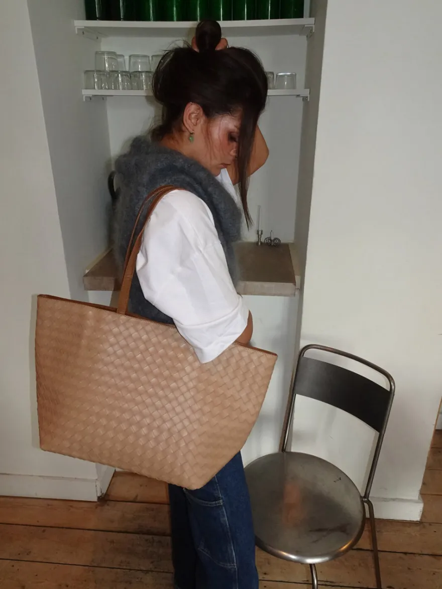 Design By Si Chili flettet taske - Beige Clearance