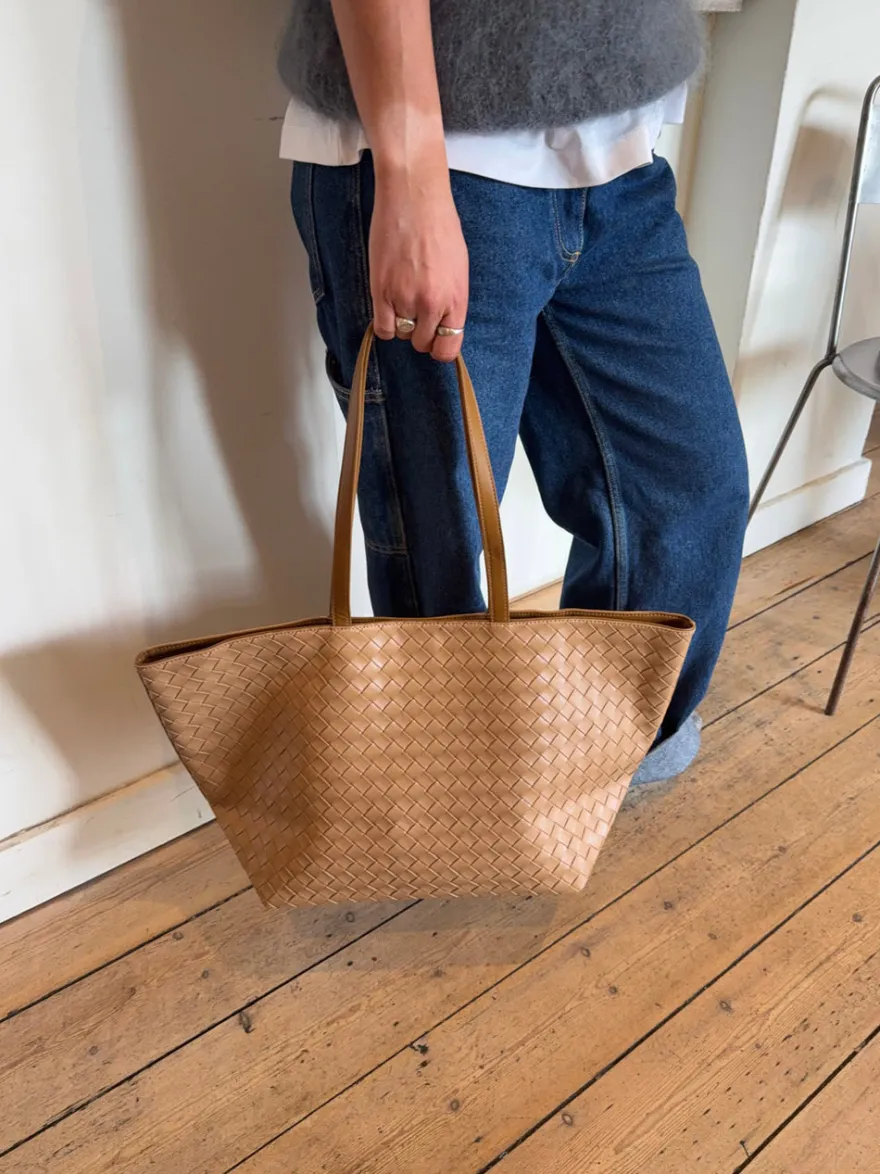 Design By Si Chili flettet taske - Beige Clearance