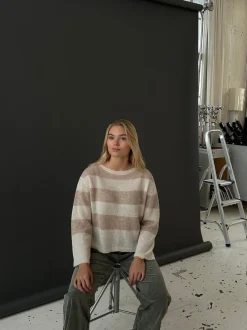 Design By Si Christelle striktrøje med striber - Beige/off white Sale