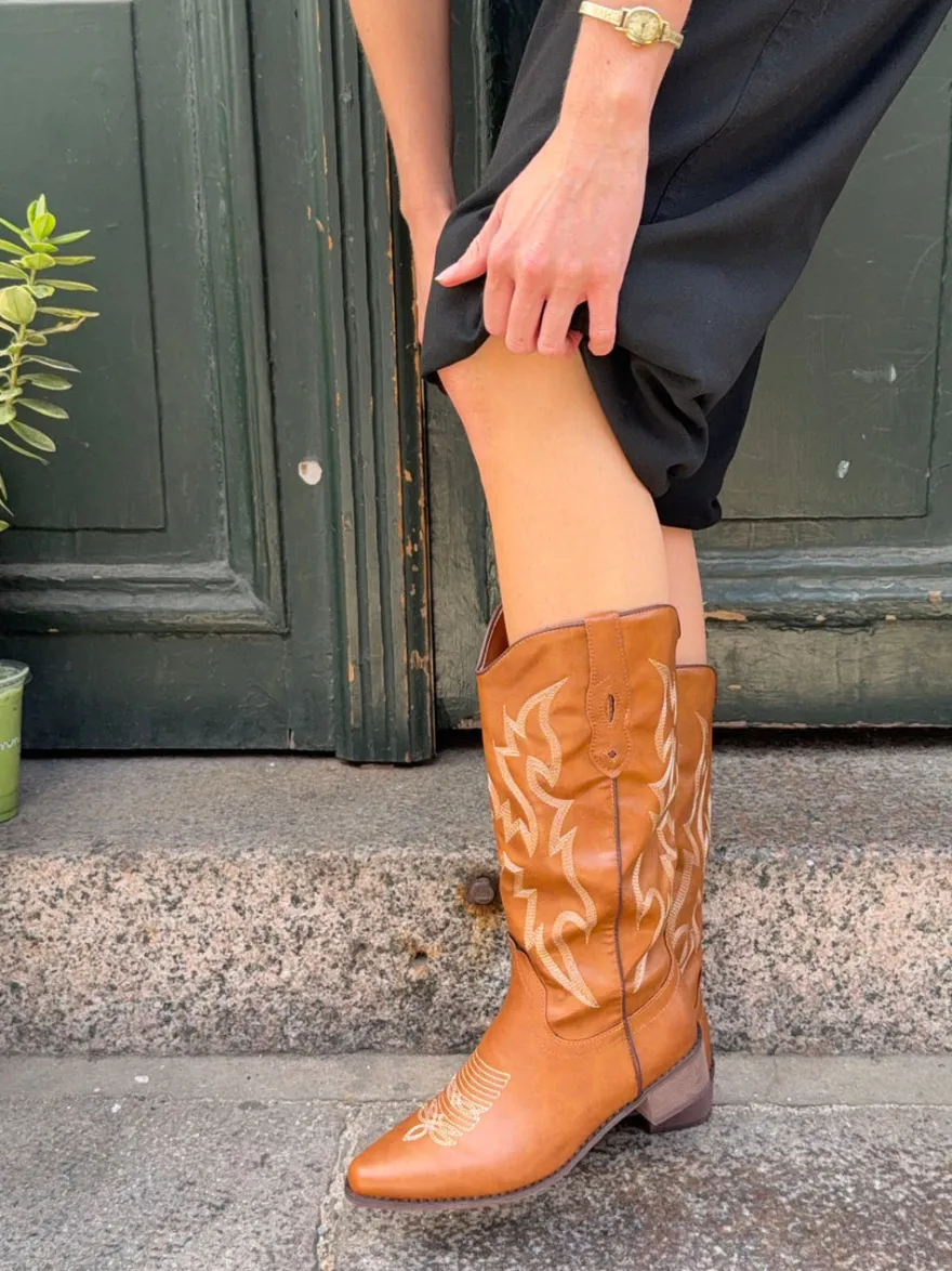 Design By Si Cille cowboystøvler i imiteret læder - Brun Online