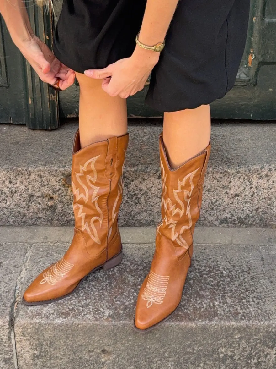 Design By Si Cille cowboystøvler i imiteret læder - Brun Online