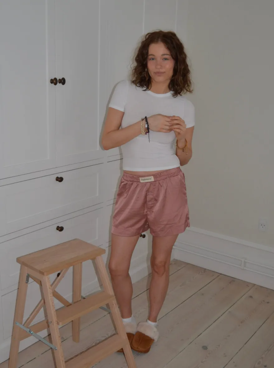 Design By Si Day dreamin' pyjamasshorts i satin - Rosa Sale