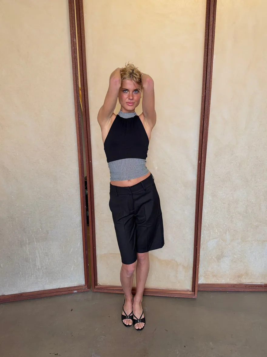 Design By Si Debby halterneck top med striber - Sort/hvid Hot