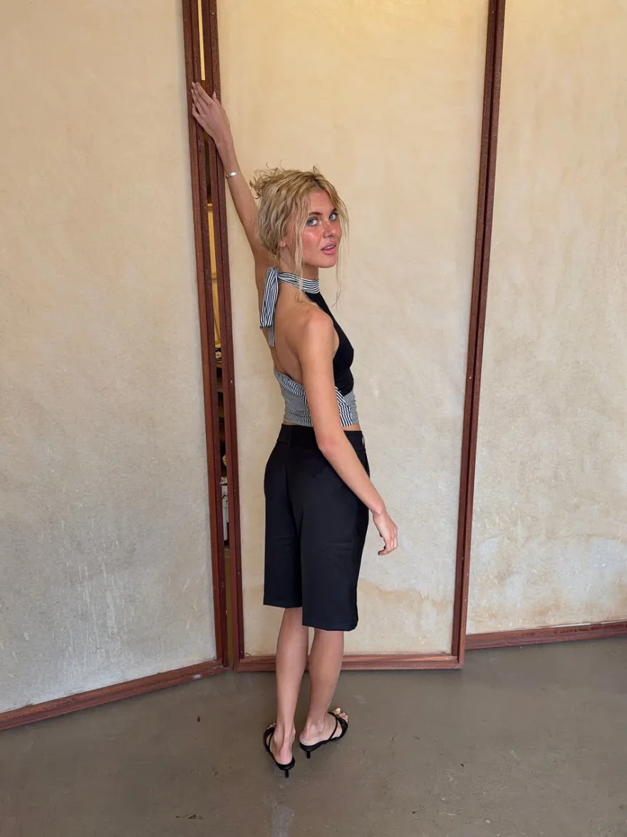 Design By Si Debby halterneck top med striber - Sort/hvid Hot