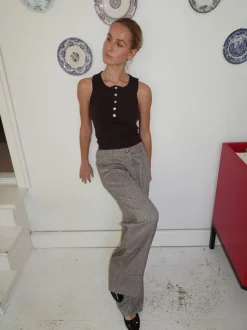 Design By Si Dilly top med knapper - Brun Online