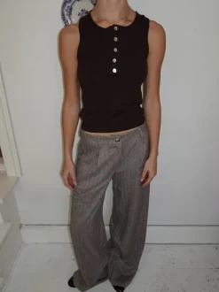 Design By Si Dilly top med knapper - Brun Online