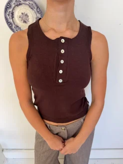 Design By Si Dilly top med knapper - Brun Online