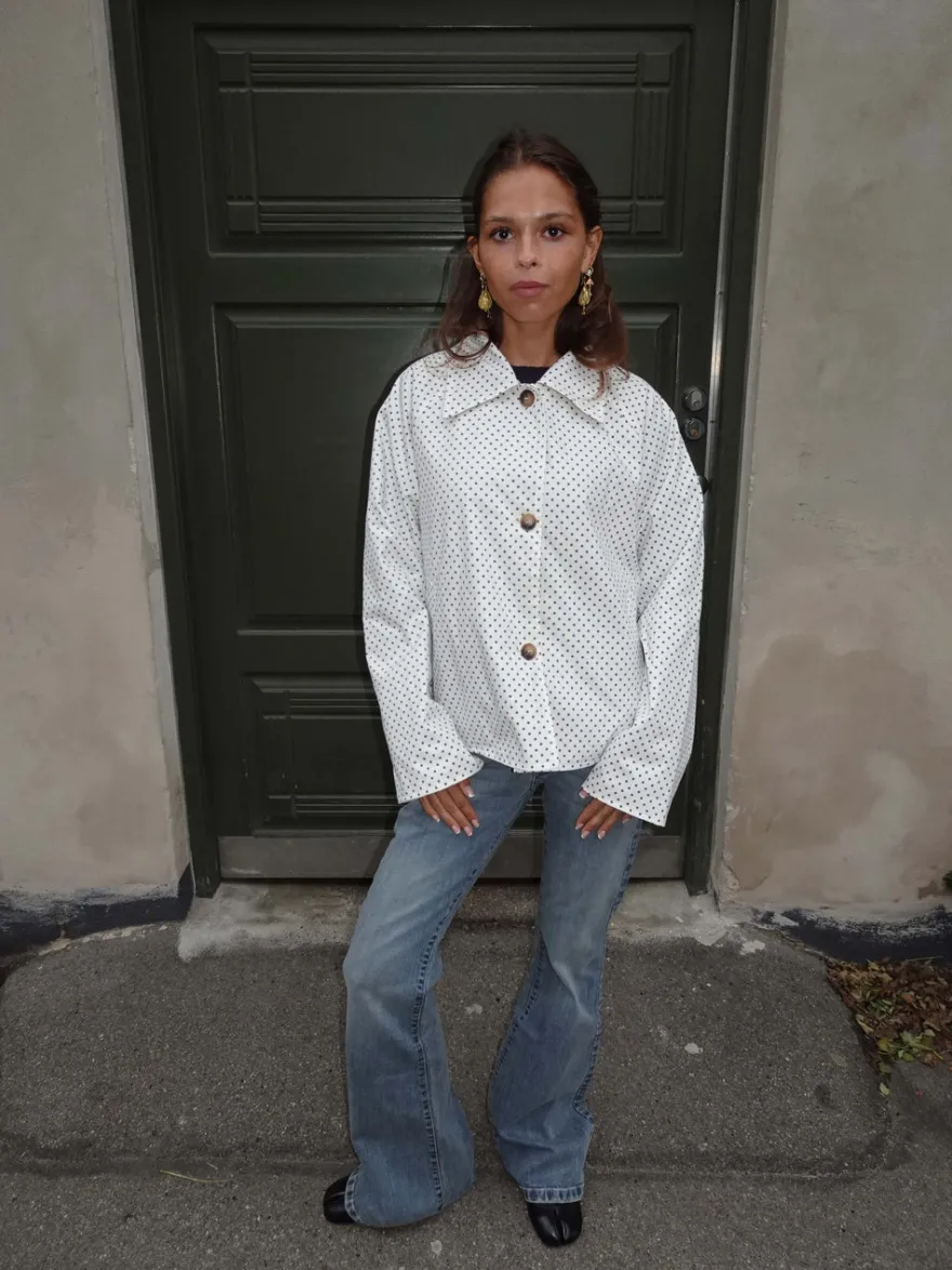 Design By Si Dolly jakke med polkaprikker - Hvid Hot