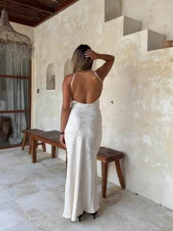Design By Si Donnia maxikjole i silke - Off white Clearance