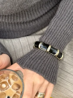 Design By Si Ebony armbånd med striber - Sort/guld Discount