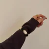 Design By Si Ebony armbånd med striber - Sort/hvid