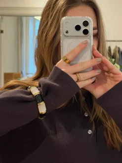Design By Si Ebony armbånd med striber - Sort/hvid