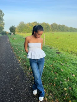 Design By Si Edelina flare jeans - Blå denim Sale