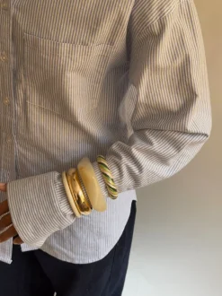Design By Si Eivora armbånd med striber - Grøn/hvid/guld New