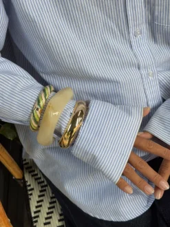 Design By Si Eivora armbånd med striber - Grøn/hvid/guld New