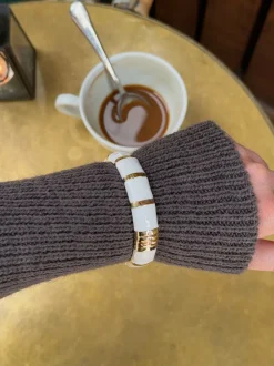 Design By Si Eivora armbånd med striber - hvid/guld Outlet