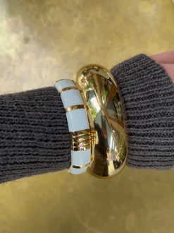 Design By Si Eivora armbånd med striber - hvid/guld Outlet