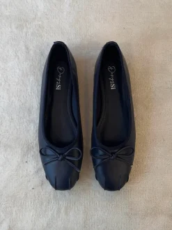 Design By Si Eline ballerinaer med detaljer - Mørk Navy Online