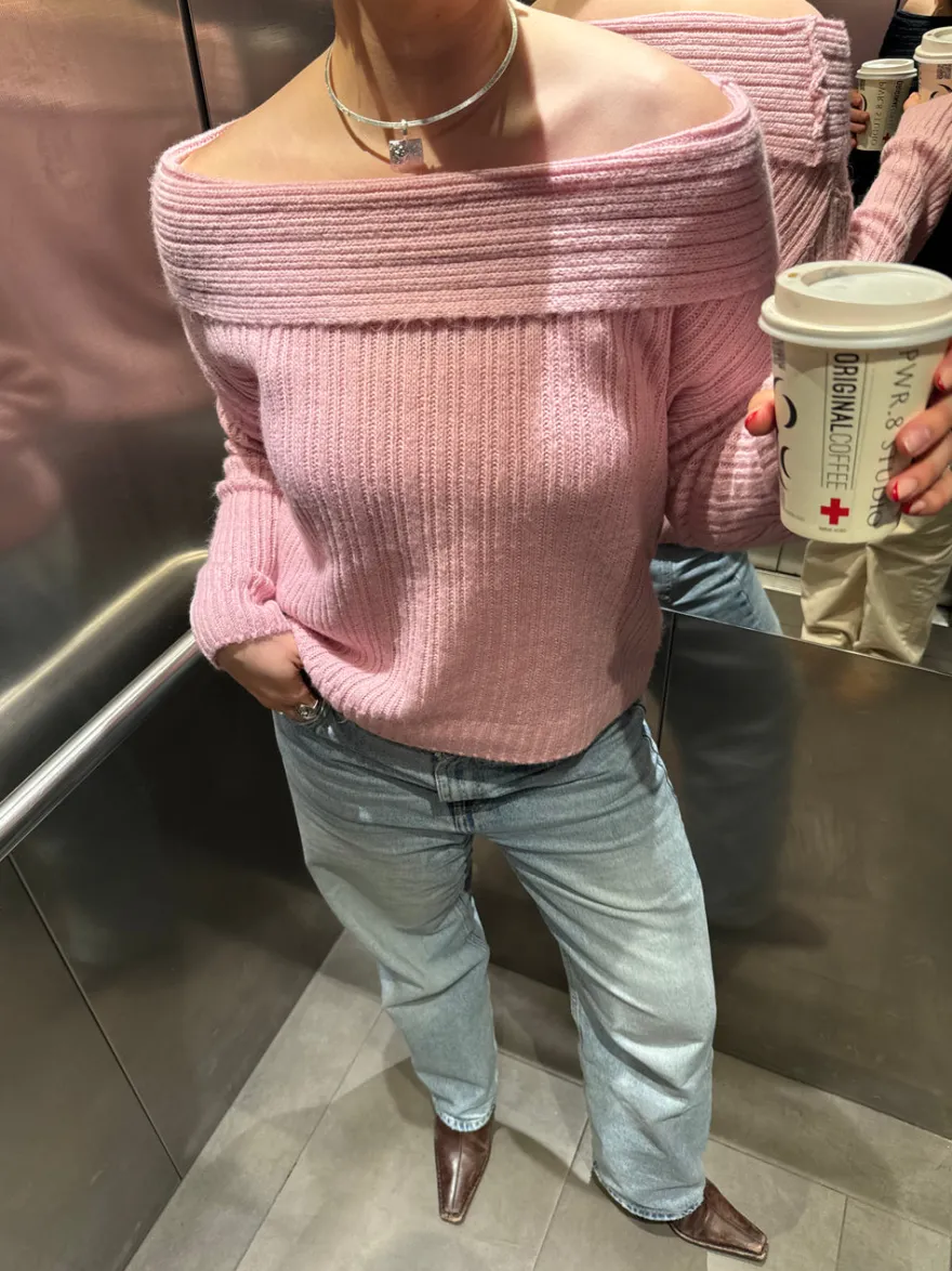 Design By Si Elinor off shoulder strik - Lyserød Discount