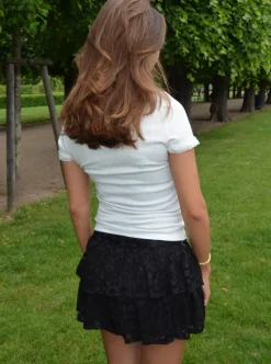 Design By Si Erla nederdel med blonder - Sort Outlet