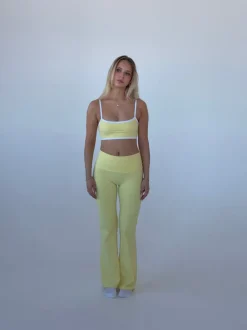 Design By Si Essential flared pants - Butter Sale
