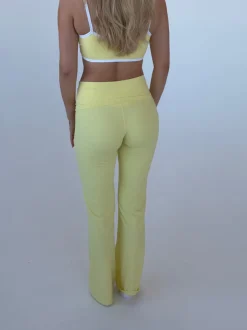 Design By Si Essential flared pants - Butter Sale