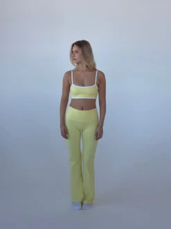 Design By Si Essential flared pants - Butter Sale
