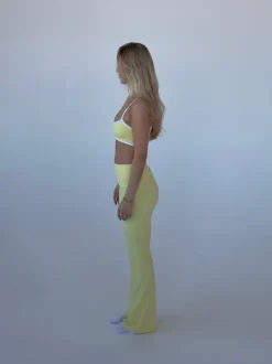 Design By Si Essential flared pants - Butter Sale