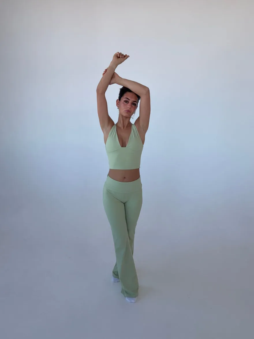 Design By Si Essential flared pants - Matcha Hot
