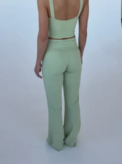 Design By Si Essential flared pants - Matcha Hot
