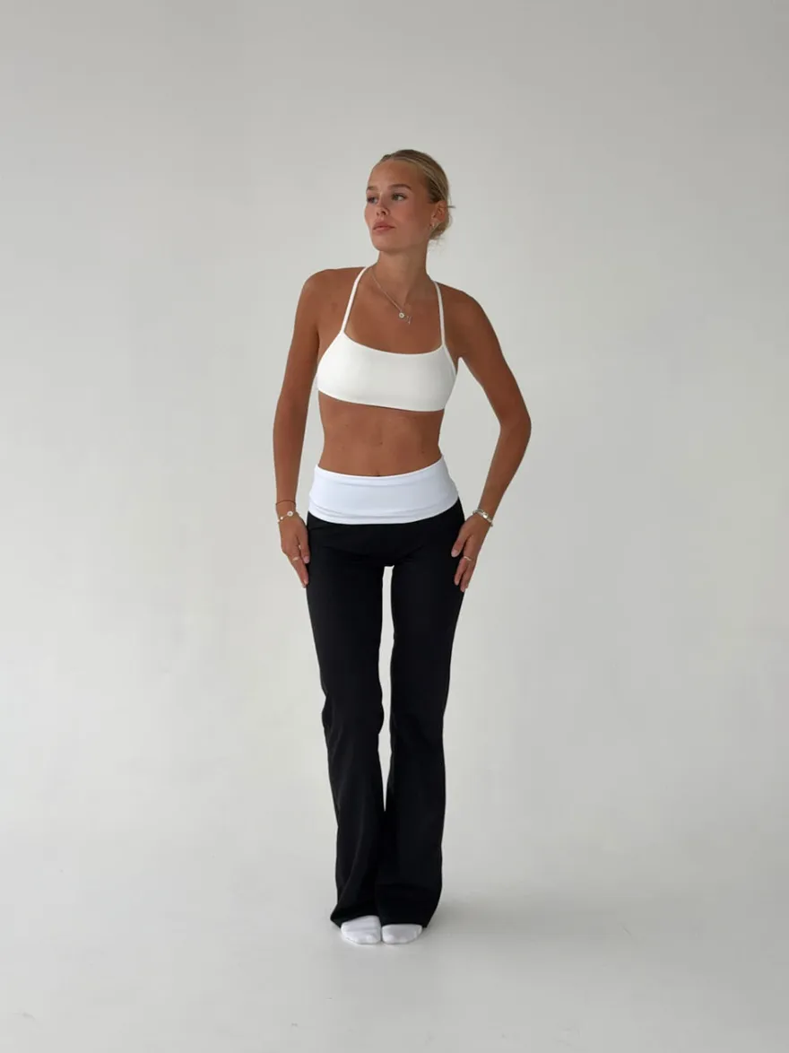 Design By Si Essential folded yoga pants - Jet black/cloud Hot