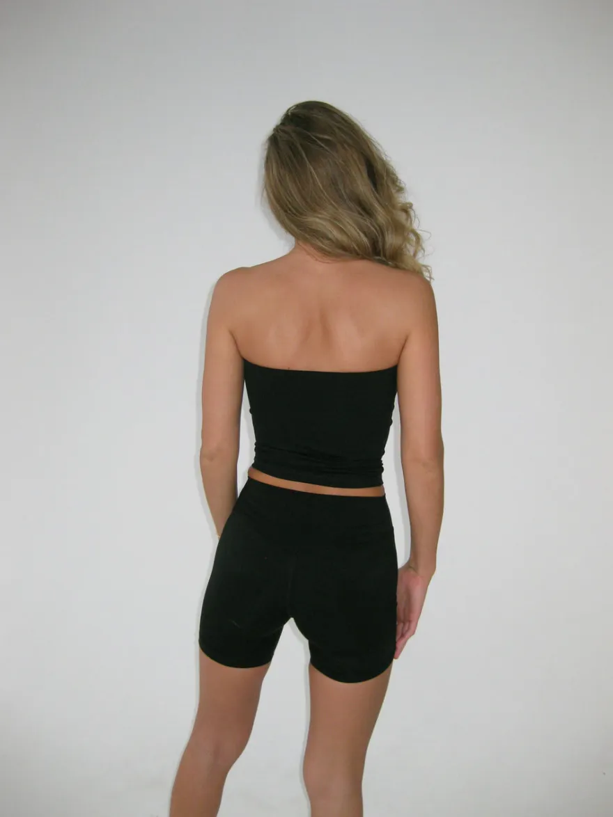 Design By Si Essential shorts - Jet Black Discount