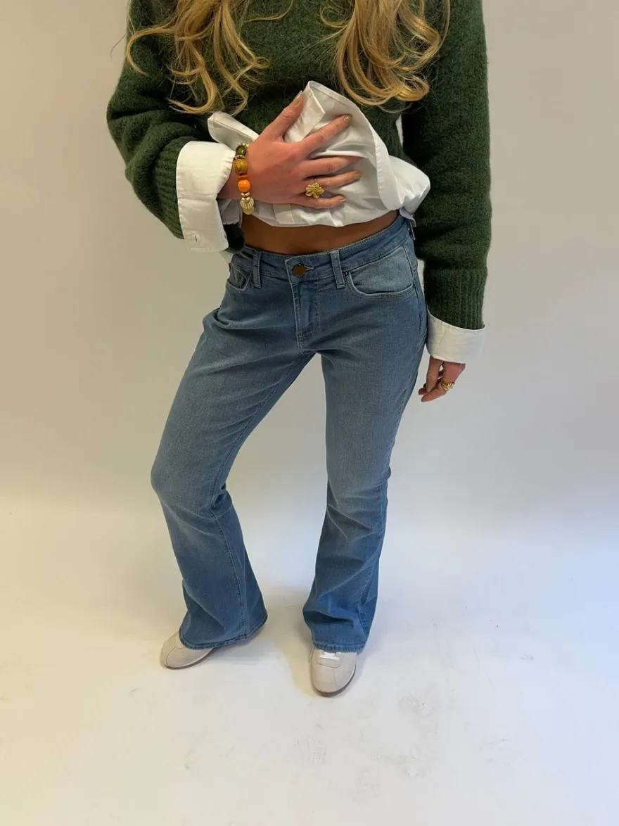 Design By Si Flared star jeans med navy stjerne - Lys denim Clearance