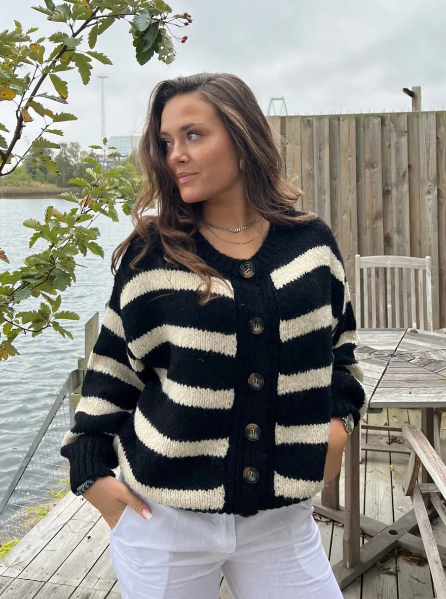 Design By Si Flavia cardigan med striber - Sort/off white