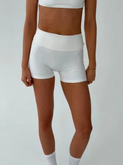 Design By Si Folded essential shorts - Marshmallow Outlet